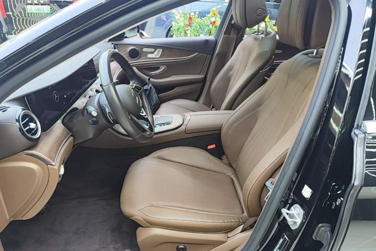 Used Mercedes-Benz E-Class New Energy 2022 Restyled E 350 e L Plug-in Hybrid Sedan Left Front Seat