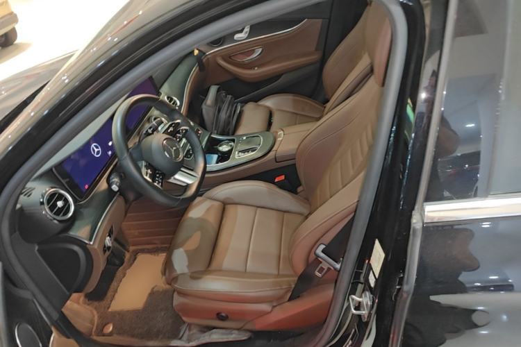 Used Mercedes-Benz E-Class New Energy 2022 Restyled E 350 e L Plug-in Hybrid Sports Sedan Left Front Seat