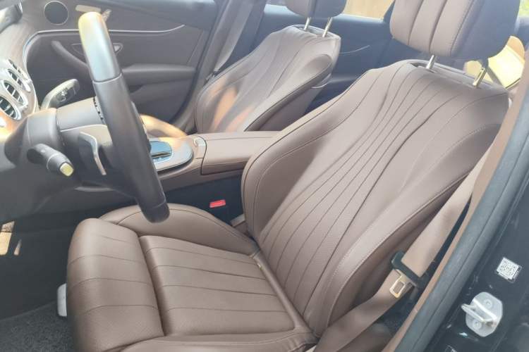 Used Mercedes-Benz E-Class New Energy 2022 Facelift E 350 e L Plug-in Hybrid Sedan Left Front Seat