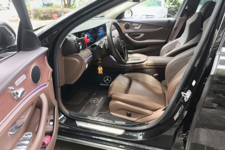 Used Mercedes-Benz E-Class New Energy 2022 Second Facelift E 350 e L Plug-in Hybrid Sedan Left Front Seat