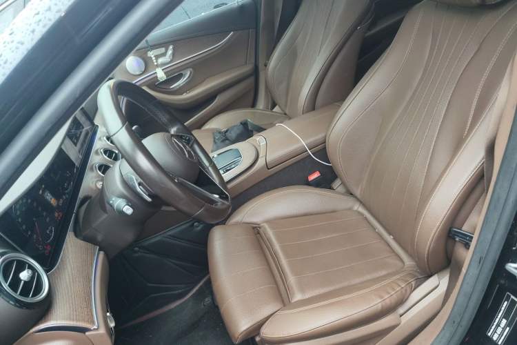 Used Mercedes-Benz E-Class New Energy 2022 Second Facelift E 350 e L Plug-in Hybrid Sports Sedan Left Front Seat