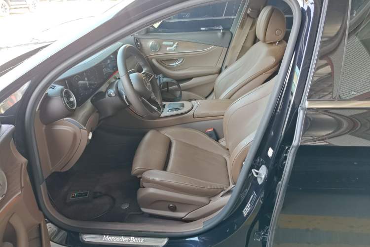 Used Mercedes-Benz E-Class New Energy 2022 Facelift E 350 e L Plug-in Hybrid Sedan Left Front Seat