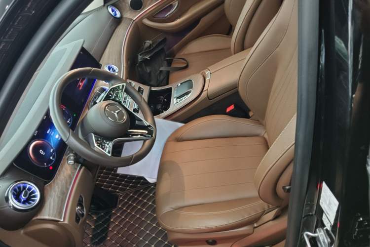 Used Mercedes-Benz E-Class New Energy 2022 Facelift E 350 e L Plug-in Hybrid Sedan Left Front Seat