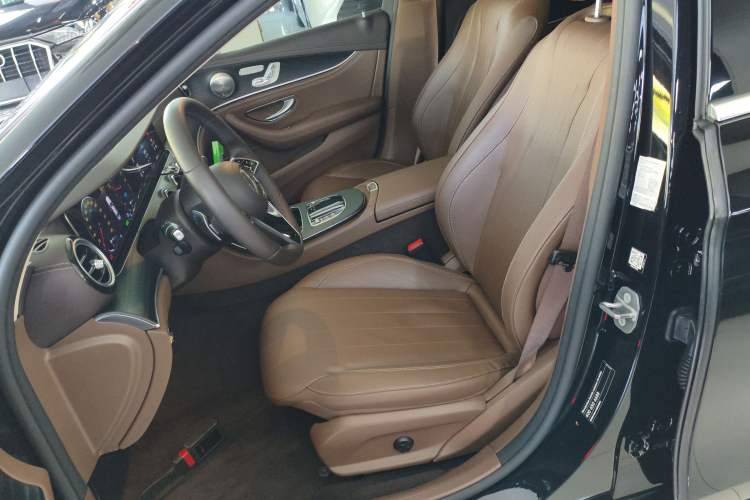Used Mercedes-Benz E-Class New Energy 2022 Restyled E 350 e L Plug-in Hybrid Sedan Left Front Seat