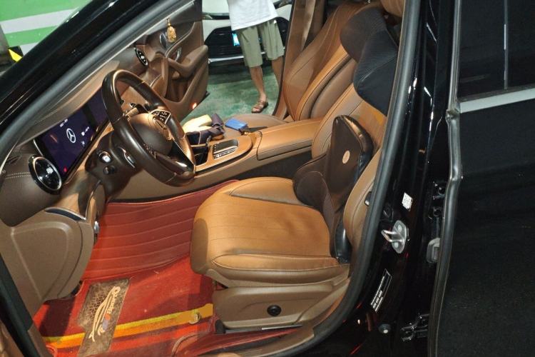 Used Mercedes-Benz E-Class New Energy 2022 Restyled E 350 e L Plug-in Hybrid Sedan Left Front Seat