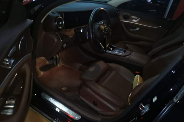 Used Mercedes-Benz E-Class New Energy 2022 Second Facelift E 350 e L Plug-in Hybrid Sedan Left Front Seat