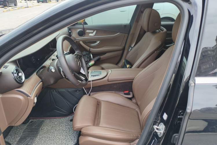 Used Mercedes-Benz E-Class New Energy 2022 Facelift E 350 e L Plug-in Hybrid Sedan Left Front Seat