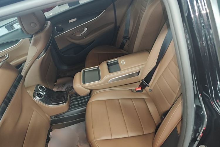 Used Mercedes-Benz E-Class New Energy 2022 E 350 e L Plug-in Hybrid Sports Sedan Left Rear Seat