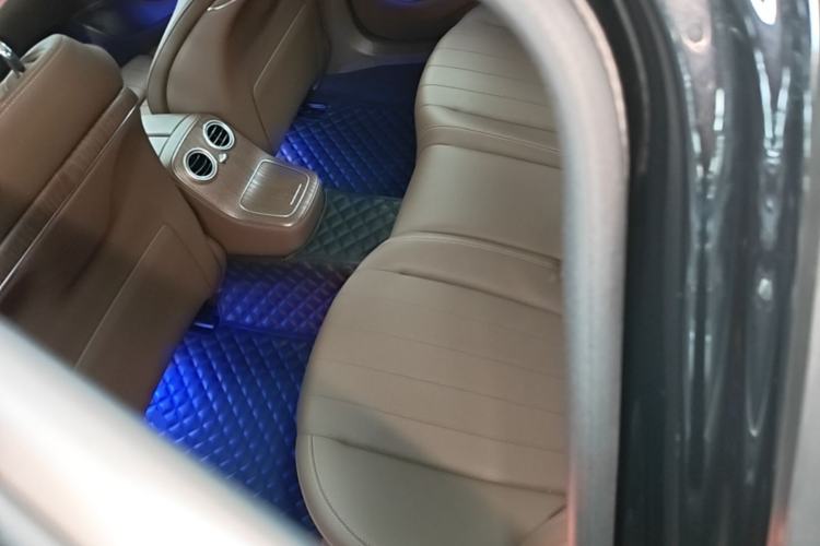Used Mercedes-Benz E-Class New Energy 2022 Second Facelift E 350 e L Plug-in Hybrid Sedan Left Rear Seat