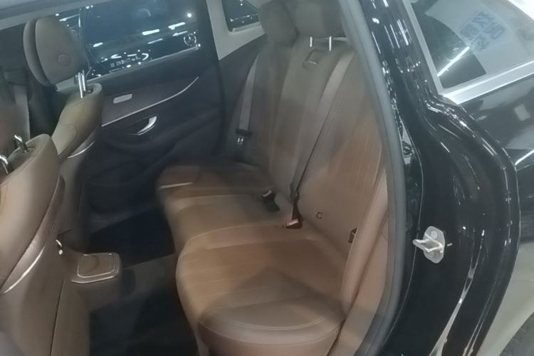 Used Mercedes-Benz E-Class New Energy 2022 Second Facelift E 350 e L Plug-in Hybrid Sedan Left Rear Seat
