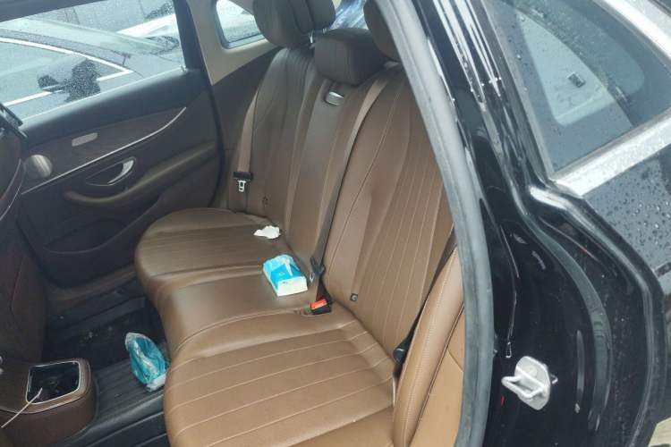 Used Mercedes-Benz E-Class New Energy 2022 Second Facelift E 350 e L Plug-in Hybrid Sports Sedan Left Rear Seat