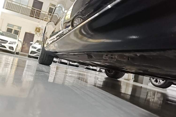 Used Mercedes-Benz E-Class New Energy 2022 Facelift E 350 e L Plug-in Hybrid Sedan Left Side Sill