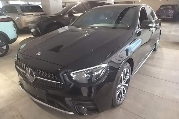 Used Mercedes-Benz E-Class New Energy 2022 Restyled E 350 e L Plug-in Hybrid Sports Sedan Guazi used car, China used car export, Used car for sale, Used cars, Cheapest cars for sale
