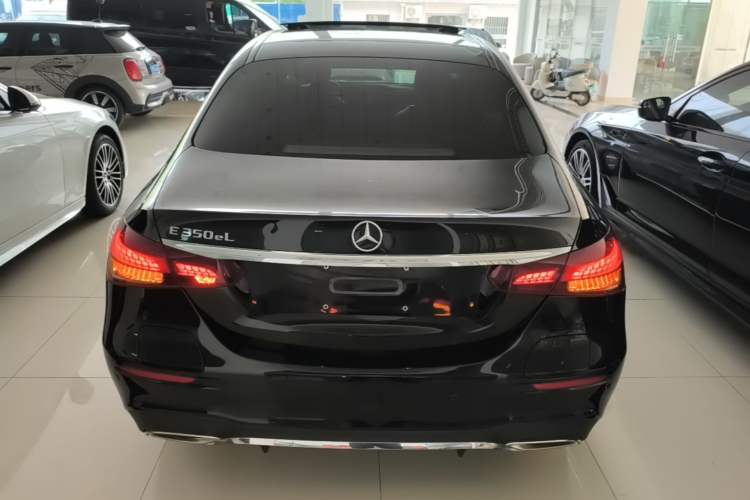 Used Mercedes-Benz E-Class New Energy 2022 Restyled E 350 e L Plug-in Hybrid Sports Sedan Rear