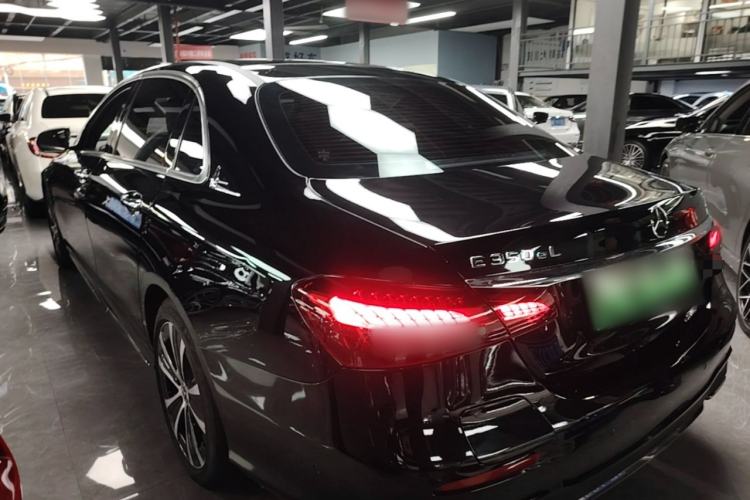 Used Mercedes-Benz E-Class New Energy 2022 E 350 e L Plug-in Hybrid Sports Sedan Rear Left 45 Deg