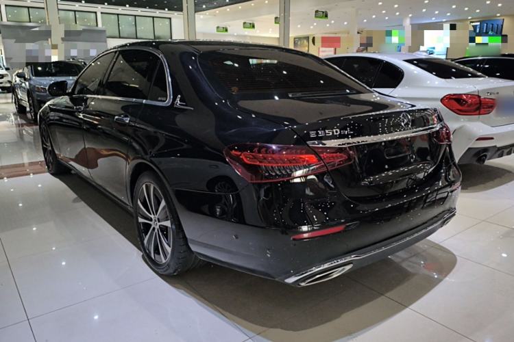 Used Mercedes-Benz E-Class New Energy 2022 Restyled E 350 e L Plug-in Hybrid Sedan Rear Left 45 Deg