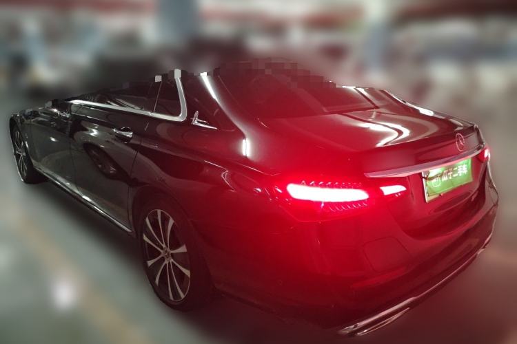 Used Mercedes-Benz E-Class New Energy 2022 Restyled E 350 e L Plug-in Hybrid Sedan Rear Left 45 Deg