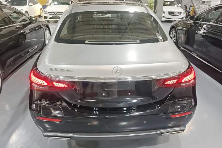 Used Mercedes-Benz E-Class New Energy 2022 Facelift E 350 e L Plug-in Hybrid Sedan Rear