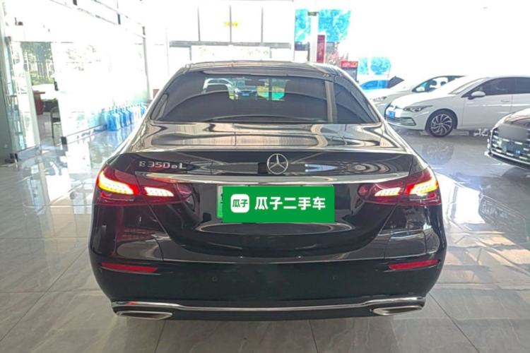 Used Mercedes-Benz E-Class New Energy 2022 E 350 e L Plug-in Hybrid Sports Sedan Rear