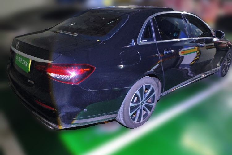 Used Mercedes-Benz E-Class New Energy 2022 Restyled E 350 e L Plug-in Hybrid Sedan Rear Right 45 Deg