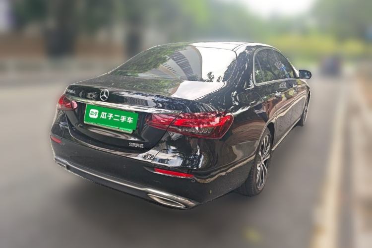 Used Mercedes-Benz E-Class New Energy 2022 Restyled E 350 e L Plug-in Hybrid Sedan Rear Right 45 Deg