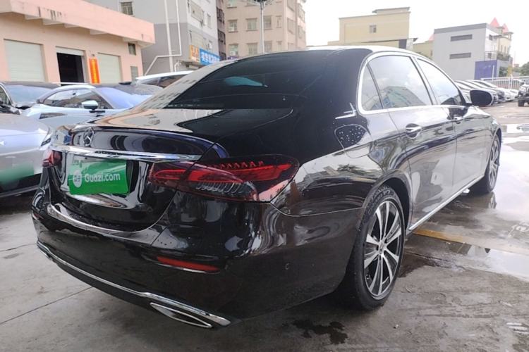 Used Mercedes-Benz E-Class New Energy 2022 Restyled E 350 e L Plug-in Hybrid Sedan Rear Right 45 Deg