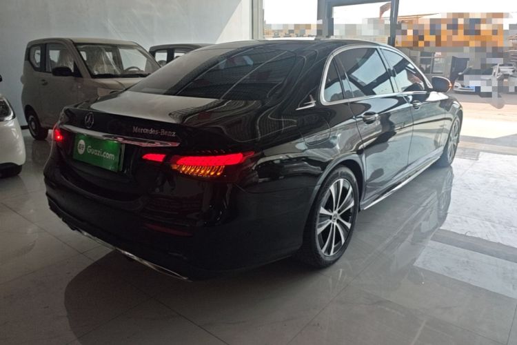 Used Mercedes-Benz E-Class New Energy 2022 Second Facelift E 350 e L Plug-in Hybrid Sports Sedan Rear Right 45 Deg