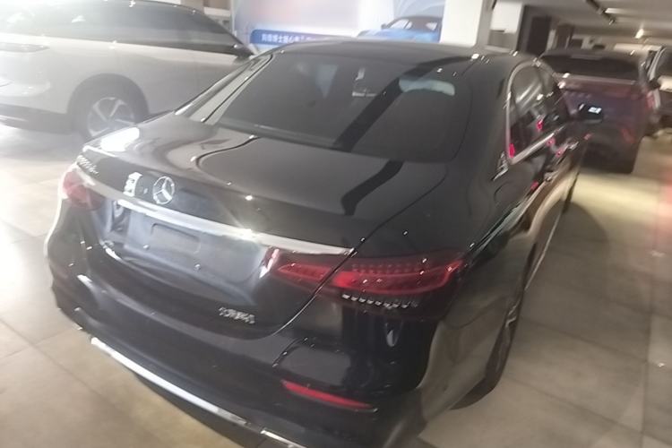 Used Mercedes-Benz E-Class New Energy 2022 Restyled E 350 e L Plug-in Hybrid Sports Sedan Rear Right 45 Deg