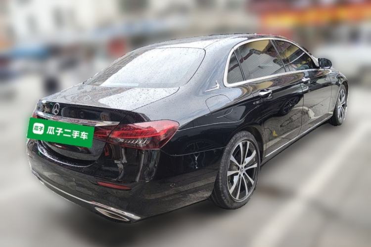 Used Mercedes-Benz E-Class New Energy 2022 Restyled E 350 e L Plug-in Hybrid Sedan Rear Right 45 Deg