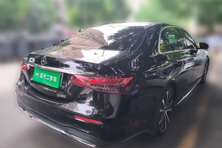 Used Mercedes-Benz E-Class New Energy 2022 Second Facelift E 350 e L Plug-in Hybrid Sports Sedan Rear Right 45 Deg