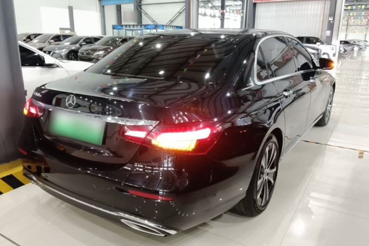 Used Mercedes-Benz E-Class New Energy 2022 Facelift E 350 e L Plug-in Hybrid Sedan Rear Right 45 Deg