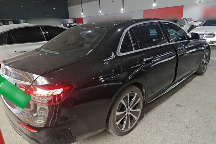 Used Mercedes-Benz E-Class New Energy 2022 Restyled E 350 e L Plug-in Hybrid Sports Sedan Rear Right 45 Deg