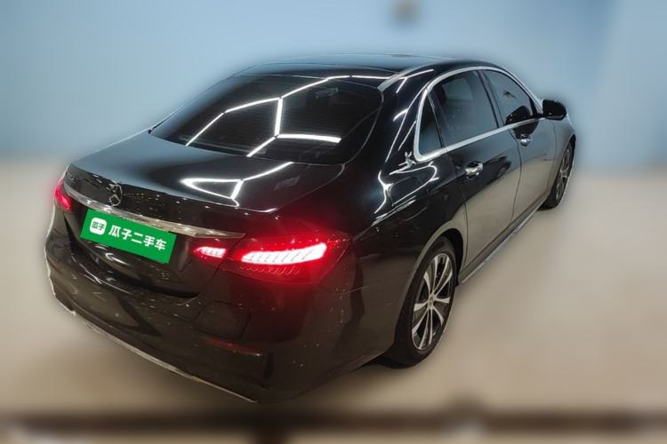 Used Mercedes-Benz E-Class New Energy 2022 Second Facelift E 350 e L Plug-in Hybrid Sports Sedan Rear Right 45 Deg