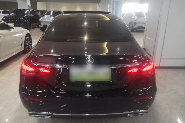 Used Mercedes-Benz E-Class New Energy 2022 E 350 e L Plug-in Hybrid Sedan Rear