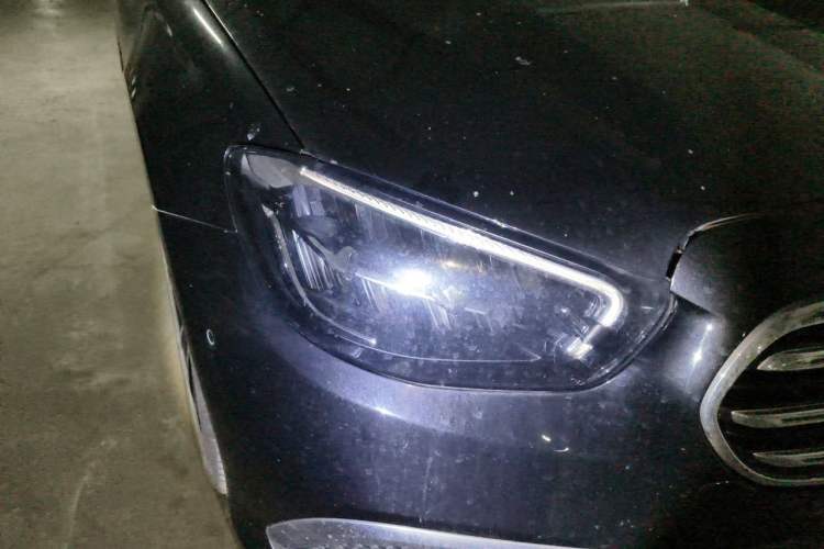 Used Mercedes-Benz E-Class New Energy 2022 Facelift E 350 e L Plug-in Hybrid Sedan Right Front Headlight