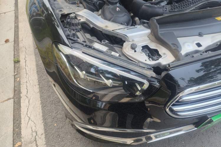 Used Mercedes-Benz E-Class New Energy 2022 Second Facelift E 350 e L Plug-in Hybrid Sports Sedan Right Front Headlight