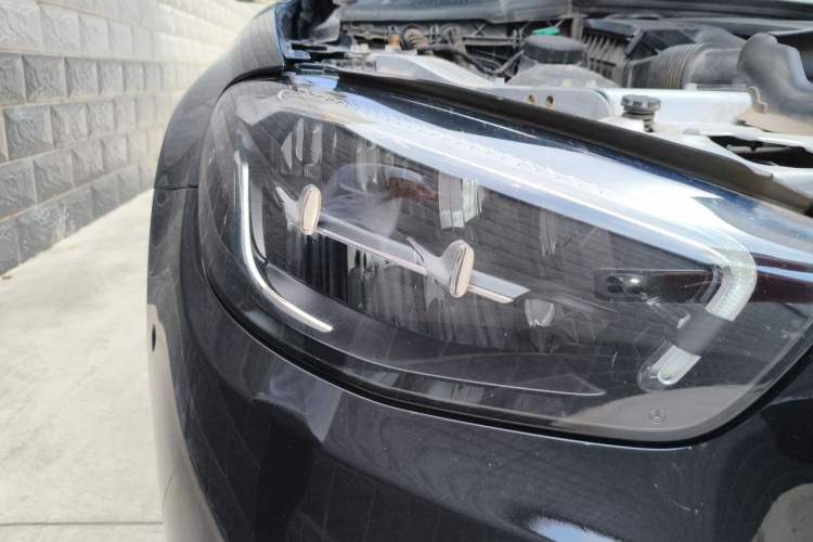 Used Mercedes-Benz E-Class New Energy 2022 E 350 e L Plug-in Hybrid Sedan Right Front Headlight