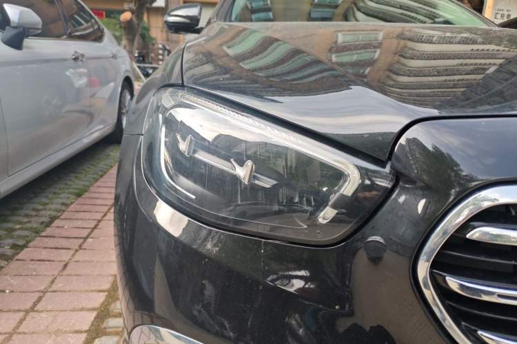 Used Mercedes-Benz E-Class New Energy 2022 Facelift E 350 e L Plug-in Hybrid Sedan Right Front Headlight