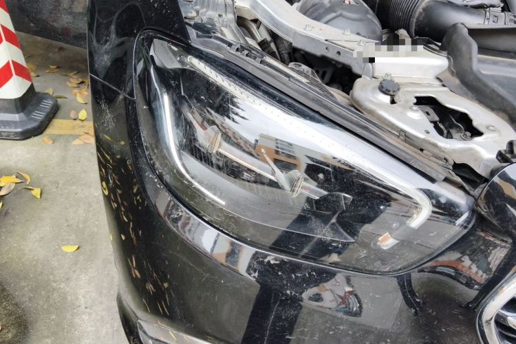 Used Mercedes-Benz E-Class New Energy 2022 Second Facelift E 350 e L Plug-in Hybrid Sedan Right Front Headlight