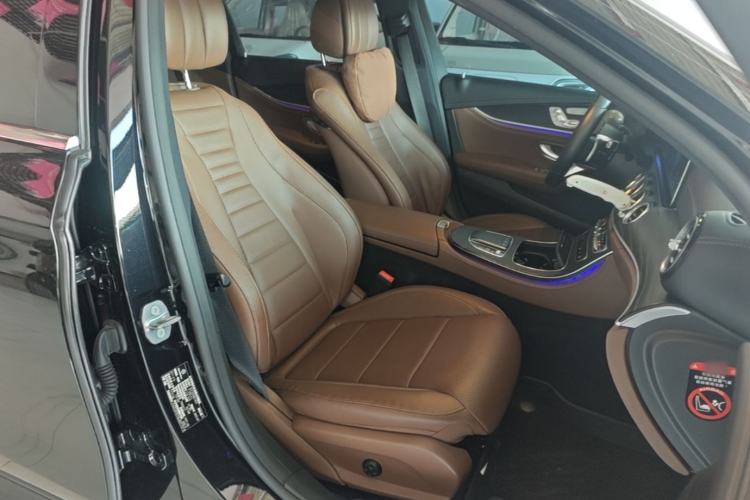 Used Mercedes-Benz E-Class New Energy 2022 Second Facelift E 350 e L Plug-in Hybrid Sports Sedan Right Front Seat
