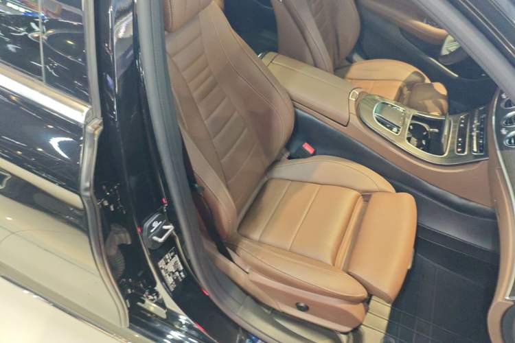 Used Mercedes-Benz E-Class New Energy 2022 Second Facelift E 350 e L Plug-in Hybrid Sports Sedan Right Front Seat