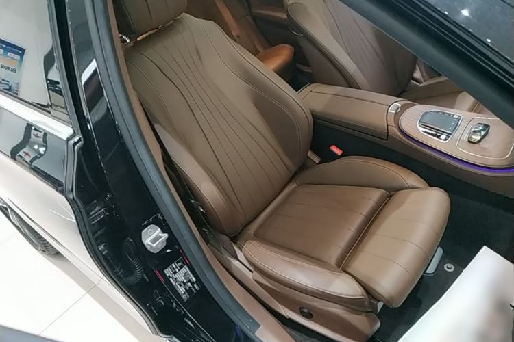 Used Mercedes-Benz E-Class New Energy 2022 Facelift E 350 e L Plug-in Hybrid Sedan Right Front Seat