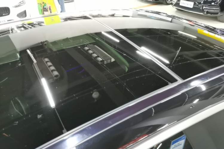 Used Mercedes-Benz E-Class New Energy 2022 Facelift E 350 e L Plug-in Hybrid Sedan Roof