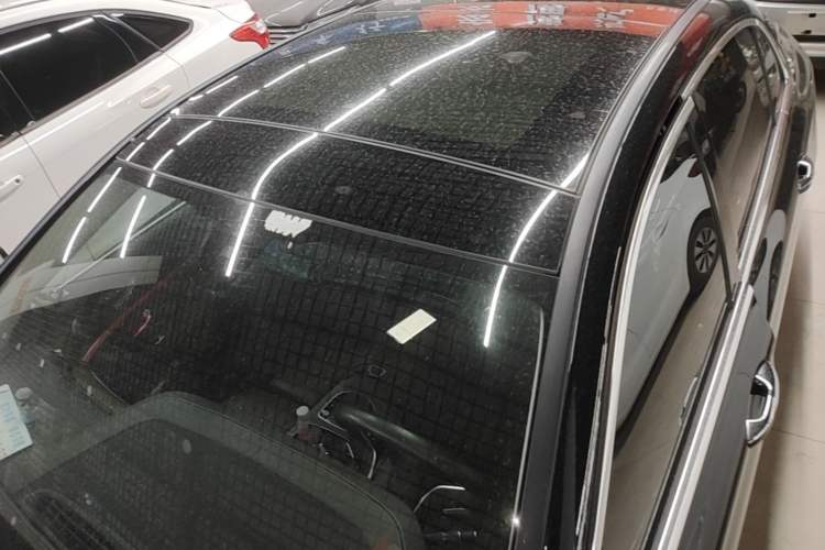 Used Mercedes-Benz E-Class New Energy 2022 Second Facelift E 350 e L Plug-in Hybrid Sedan Roof