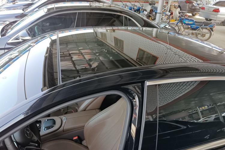 Used Mercedes-Benz E-Class New Energy 2022 Facelift E 350 e L Plug-in Hybrid Sedan Roof