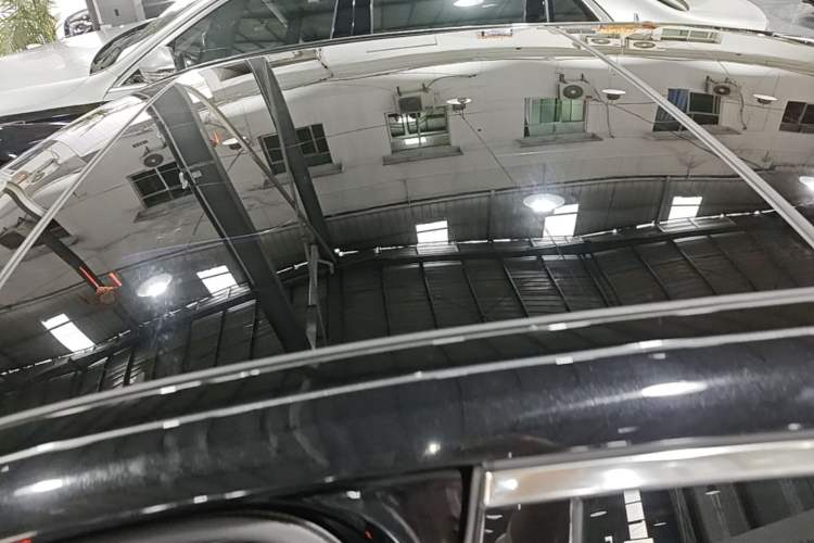 Used Mercedes-Benz E-Class New Energy 2022 Restyled E 350 e L Plug-in Hybrid Sports Sedan Roof