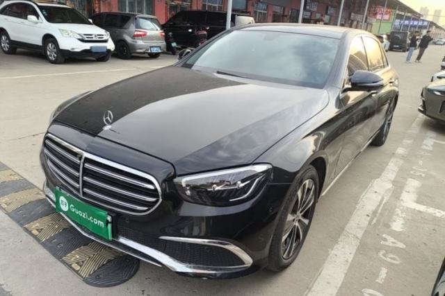 Ojetý Mercedes-Benz E-Class New Energy 2022 Facelift E 350 e L Plug-in Hybrid Sedan
