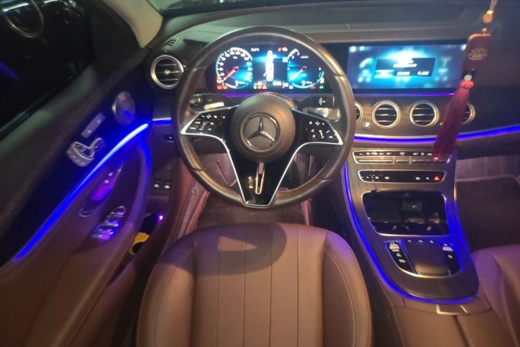 Used Mercedes-Benz E-Class New Energy 2022 E 350 e L Plug-in Hybrid Sedan Steering Wheel