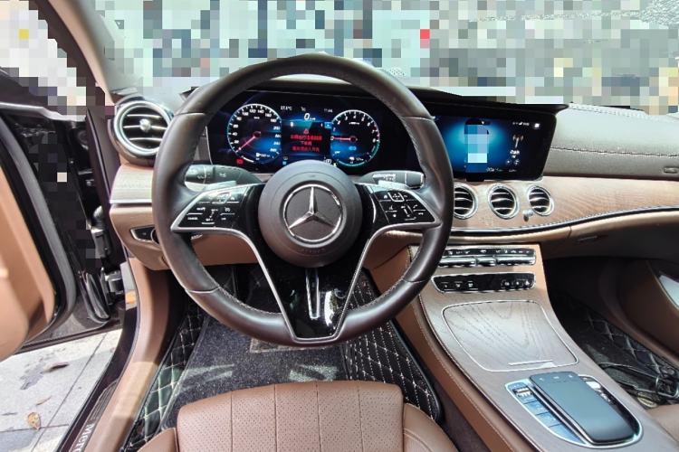 Used Mercedes-Benz E-Class New Energy 2022 Facelift E 350 e L Plug-in Hybrid Sedan Steering Wheel