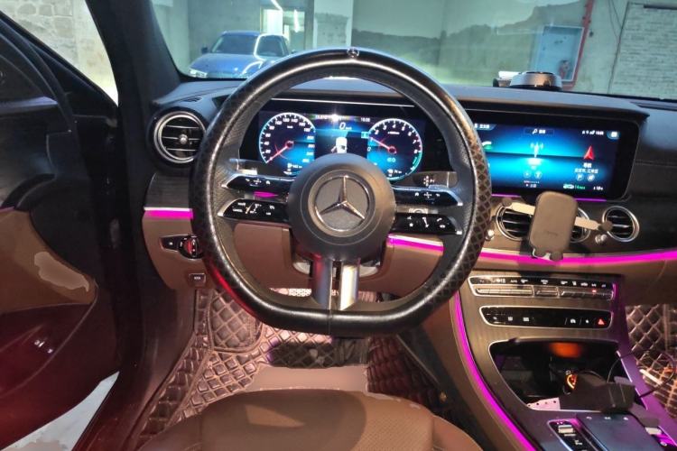Used Mercedes-Benz E-Class New Energy 2022 Restyled E 350 e L Plug-in Hybrid Sports Sedan Steering Wheel